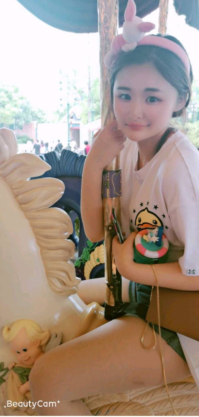 苏州小美女一个