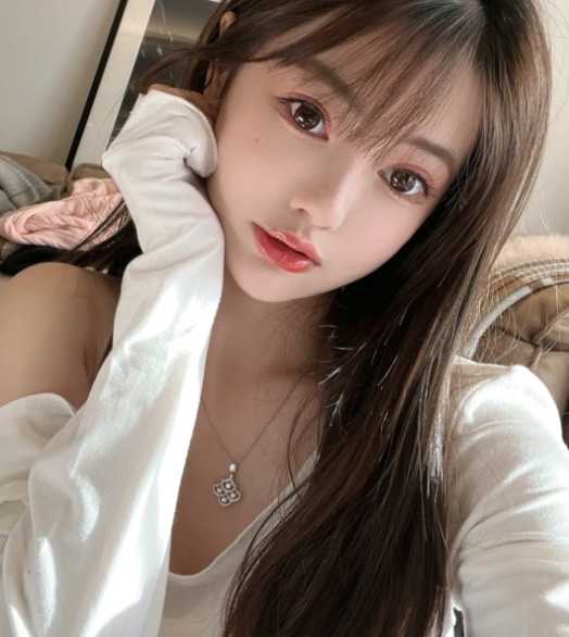 昆明年轻靓丽 邻家女孩 颜控首选 粉嫩鲍鱼 任你玩